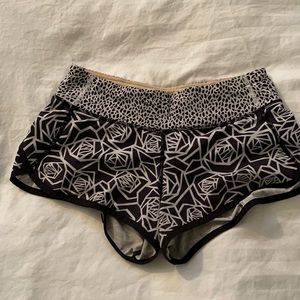 Black and white patterned lululemon running shorts.  Size 2.